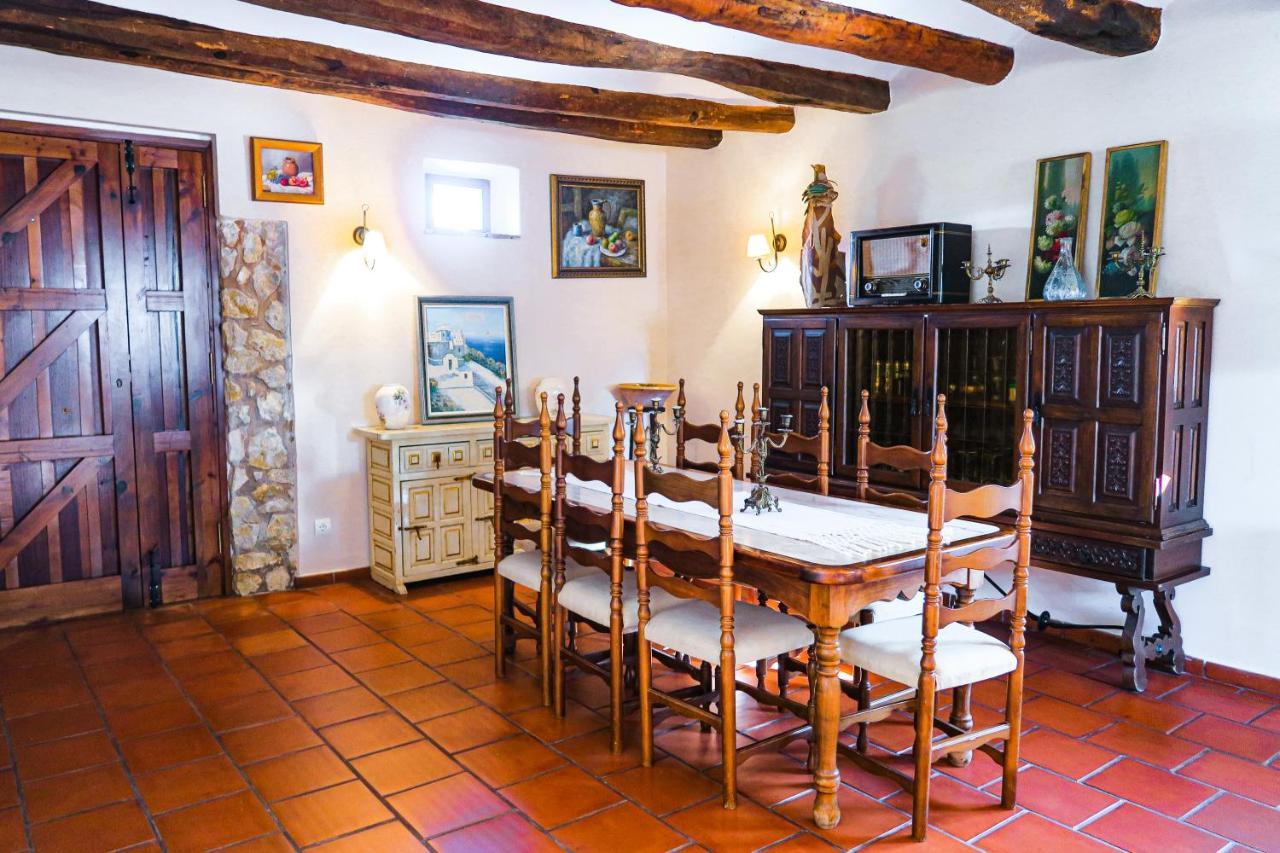 Masia Pou De La Vinya Sitges Exterior foto